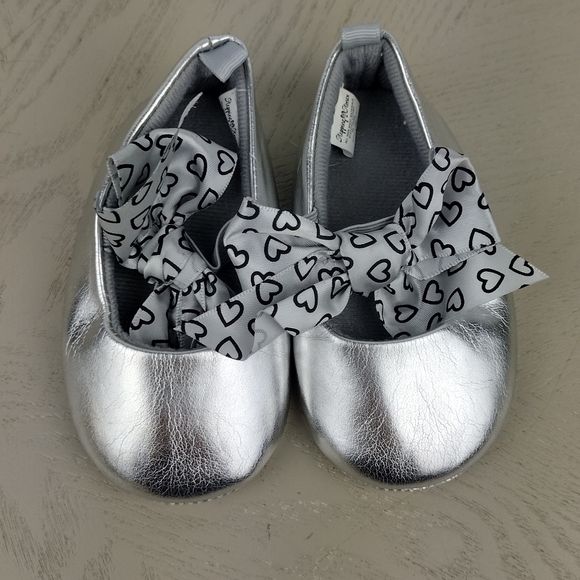 Stepping Stones Soft Silver Shoes - Picture 10 of 10